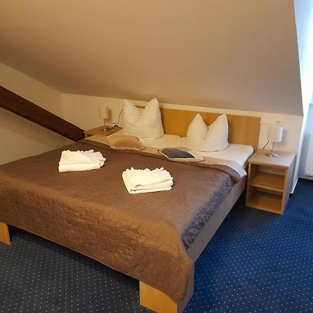 Hotel Dzban Карлова-Студанка Экстерьер фото